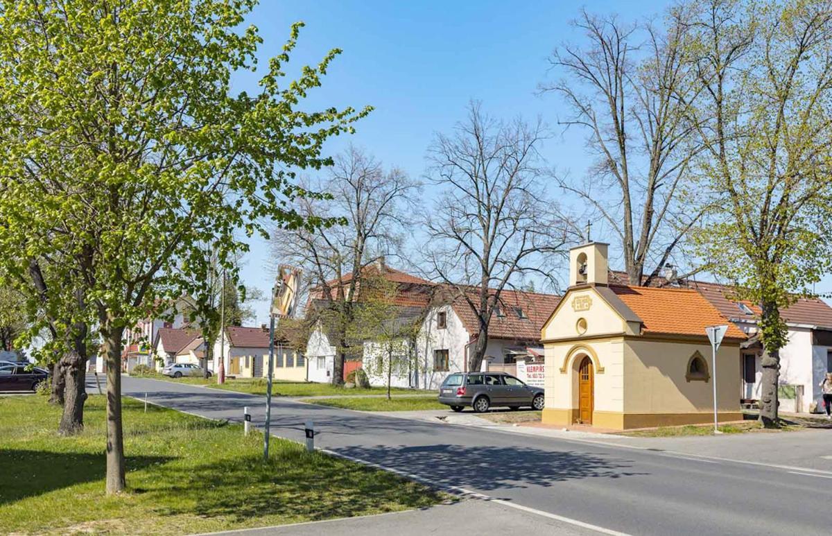 Laskara Garden Apartment By Prague Forest Nové Jirny Eksteriør bilde