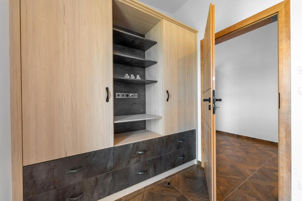 Laskara Garden Apartment By Prague Forest Nové Jirny Eksteriør bilde